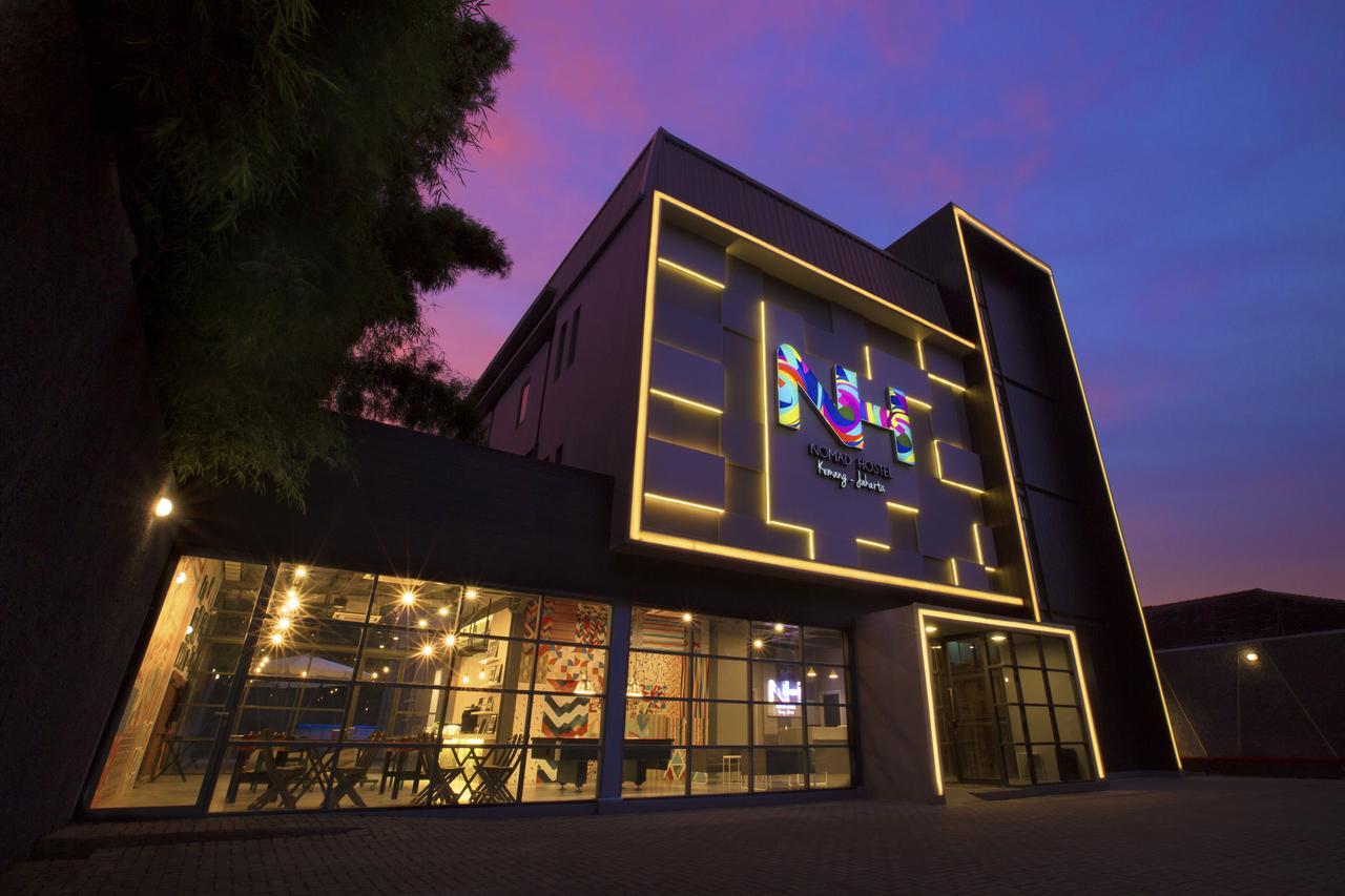 Nomad Hostel Kemang Джакарта Екстериор снимка