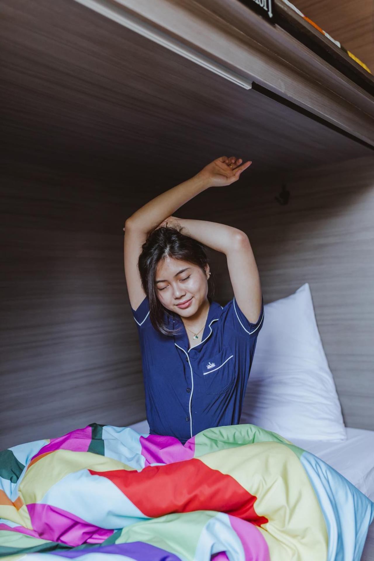 Nomad Hostel Kemang Джакарта Екстериор снимка